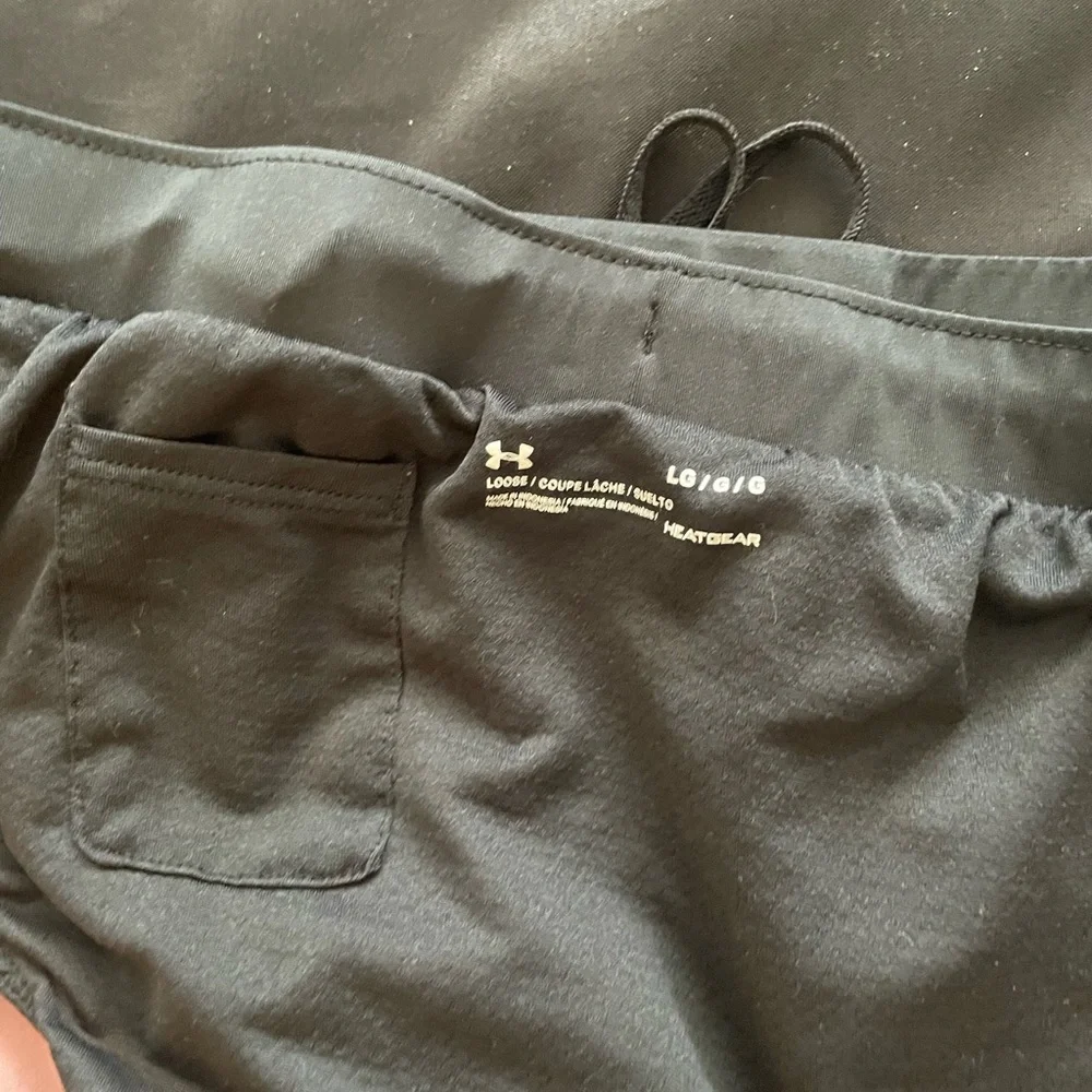 Under Armour Pink Athletic‎ Shorts Lightweight Relaxed Fit